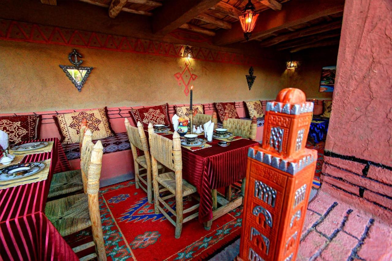 Jardin De La Source Hotel Ait Youl Exterior photo