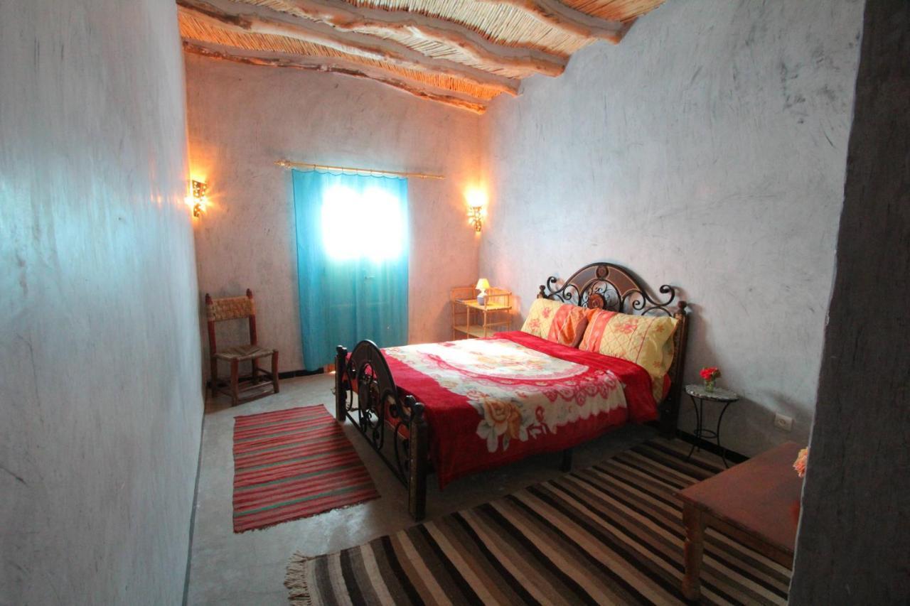 Jardin De La Source Hotel Ait Youl Exterior photo