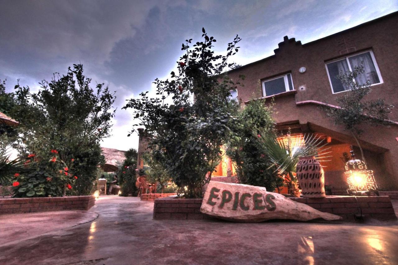 Jardin De La Source Hotel Ait Youl Exterior photo